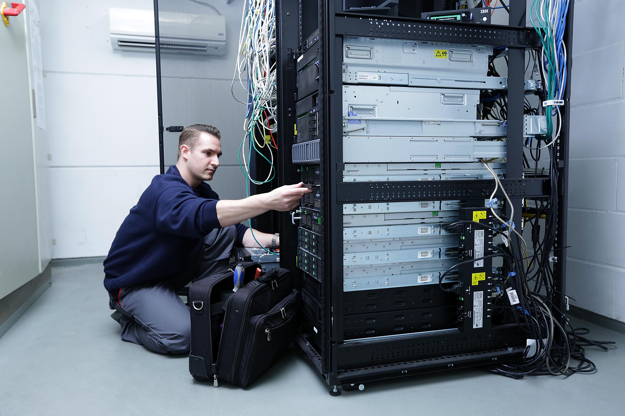 Operations - LPR GmbH - Die effiziente Verbindung von Logistik und Service.